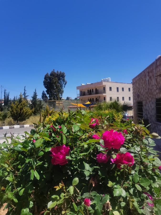 Madaba Camp Resort Exterior photo