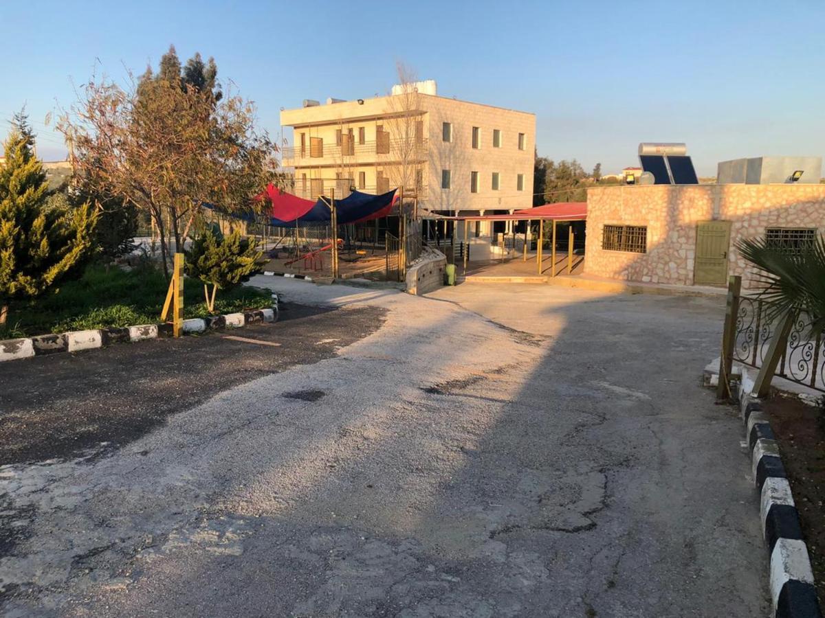 Madaba Camp Resort Exterior photo